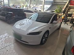 Tesla Model 3 Rear-Wheel Drive - ფოტო 1