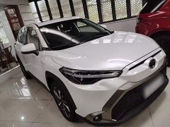 Toyota Frontlander 2.0L CVT Luxury Plus - ფოტო 3