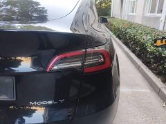 Tesla Model Y Rear-Wheel Drive - ფოტო 7