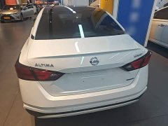 Nissan Teana 2021 2.0L XL Comfort - ფოტო 5