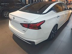 Nissan Teana 2021 2.0L XL Comfort - ფოტო 6
