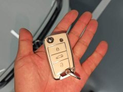 Volkswagen Polo Facelift Plus 1.5L Automatic Passion Life Edition - ფოტო 8