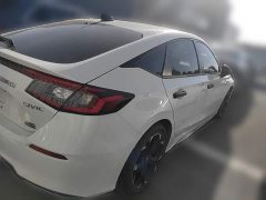 Honda Civic Hatchback 240 Turbo CVT Sharp Edition - ფოტო 9
