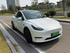 Tesla Model Y Facelift Rear-Wheel Drive - ფოტო 3