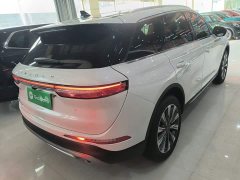 Lincoln Explorer 2022 2.0T FWD Elegant Edition - ფოტო 5