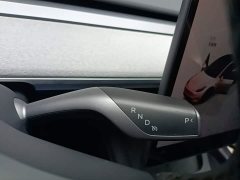Tesla Model Y Rear-Wheel Drive - ფოტო 13