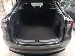 Tesla Model Y Rear-Wheel Drive - ფოტო 18