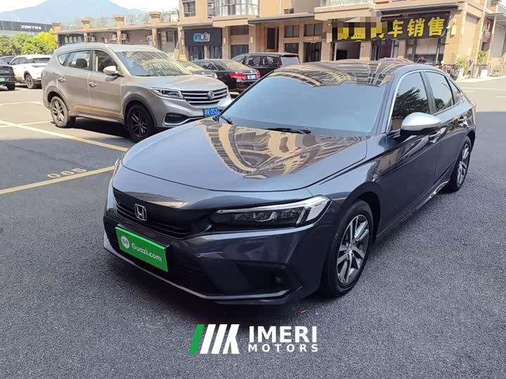 Honda Civic 240TURBO CVT Dynamic Edition
