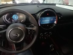 BMW MINI Clubman 2.0T Cooper S Connoisseur - ფოტო 9