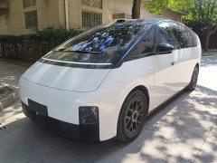 Li Auto MEGA Home Family Edition - ფოტო 1