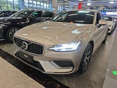 Volvo S60 B4 Intelligent Luxury Edition - ფოტო 1