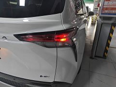 Toyota Gravia 2.5L Hybrid Comfort Edition - ფოტო 7