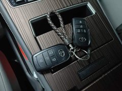 Toyota Gravia 2.5L Hybrid Comfort Edition - ფოტო 8