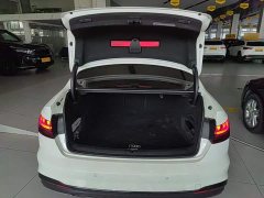 Audi A4L 40 TFSI Luxury Dynamic - ფოტო 18