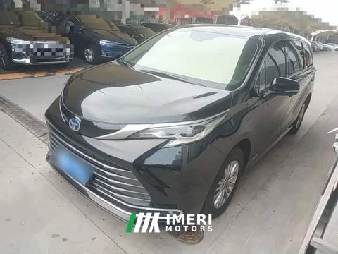 2023 Toyota Sienna 2.5L Hybrid Luxury