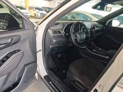 Toyota Crown Venza 2021 2.5L HEV FWD Base - ფოტო 15