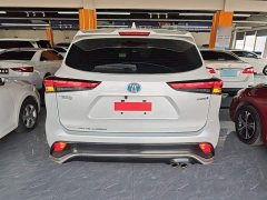 Toyota Crown Venza 2021 2.5L HEV FWD Base - ფოტო 5