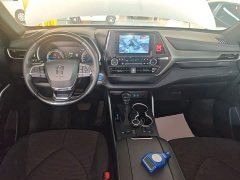 Toyota Crown Venza 2021 2.5L HEV FWD Base - ფოტო 9