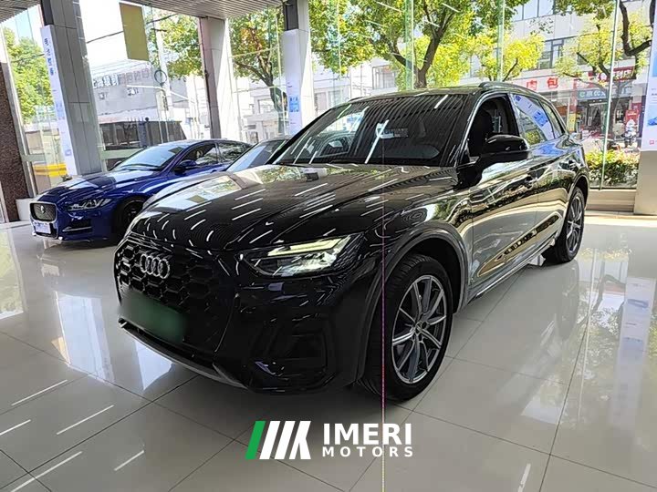 Audi Q5L 40T Fashion Dynamic Edition