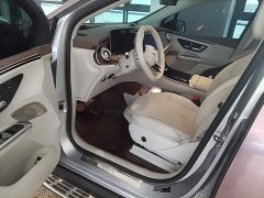 Mercedes-Benz EQE SUV 350 4MATIC Luxury - ფოტო 15