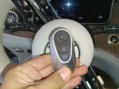 Mercedes-Benz EQE SUV 350 4MATIC Luxury - ფოტო 8