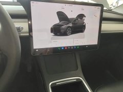 Tesla Model Y Long Range All-Wheel Drive - ფოტო 12