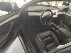 Tesla Model Y Long Range All-Wheel Drive - ფოტო 15