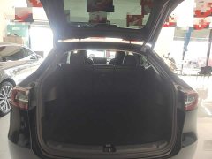 Tesla Model Y Long Range All-Wheel Drive - ფოტო 18