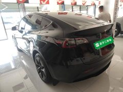 Tesla Model Y Long Range All-Wheel Drive - ფოტო 4