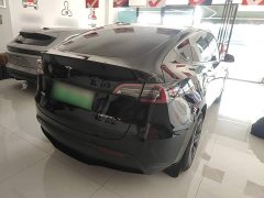 Tesla Model Y Long Range All-Wheel Drive - ფოტო 6