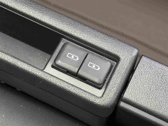 Toyota Gravia 2.5L Hybrid Respect MAX AWD Edition - ფოტო 12