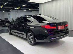 BMW 5 Series 530Li Leading Edition Luxury Package - ფოტო 9