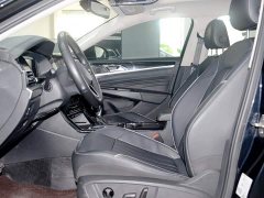 Volkswagen Passat Facelift 330TSI Starry Sky Elite - ფოტო 10
