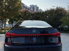 Volkswagen Passat Outstanding Edition 380TSI Dragon Prestige - ფოტო 5