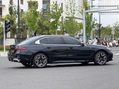 BMW 5 Series 2024 530Li Luxury M Sport Package - ფოტო 2