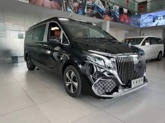 Mercedes-Benz Vito 2024 2.0T Business Edition 7-Seater - ფოტო 1