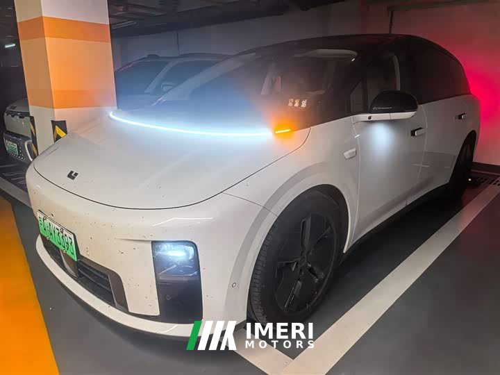 Li Auto Ideal i8 Standard Edition