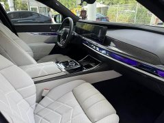 BMW i7 M70L 2023 M70L - ფოტო 16