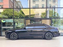 BMW i7 M70L 2023 M70L - ფოტო 3