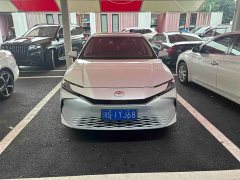 Toyota Camry 2.0E Elite Edition - ფოტო 2