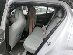 Volvo EX30 Rear-Wheel Drive Extended Range Ultra - ფოტო 11