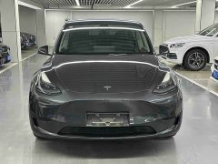 Tesla Model Y Rear-Wheel Drive - ფოტო 2