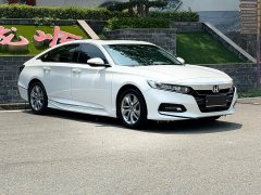 Honda Accord 2018 260TURBO Luxury National V - ფოტო 3