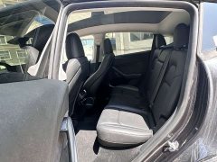 Tesla Model Y Rear-Wheel Drive - ფოტო 6