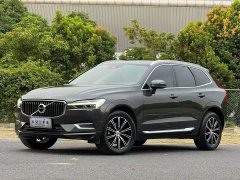 Volvo XC60 T5 AWD Smart Remote Luxury Edition - ფოტო 1
