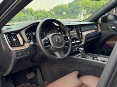 Volvo XC60 T5 AWD Smart Remote Luxury Edition - ფოტო 3