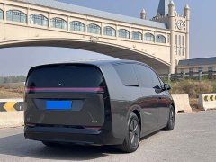 Li Auto MEGA Home Family Edition - ფოტო 11