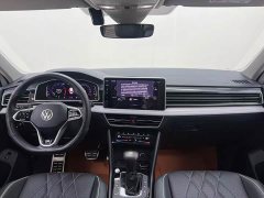 Volkswagen Tiguan L 2023 330TSI Automatic FWD R-Line Comfort Edition - ფოტო 20