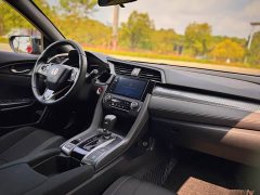 Honda Civic 2021 Hatchback 220 Turbo CVT Trendy Control - ფოტო 17