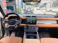 Land Rover Defender 110 3.0T P400 Dark Edition - ფოტო 11